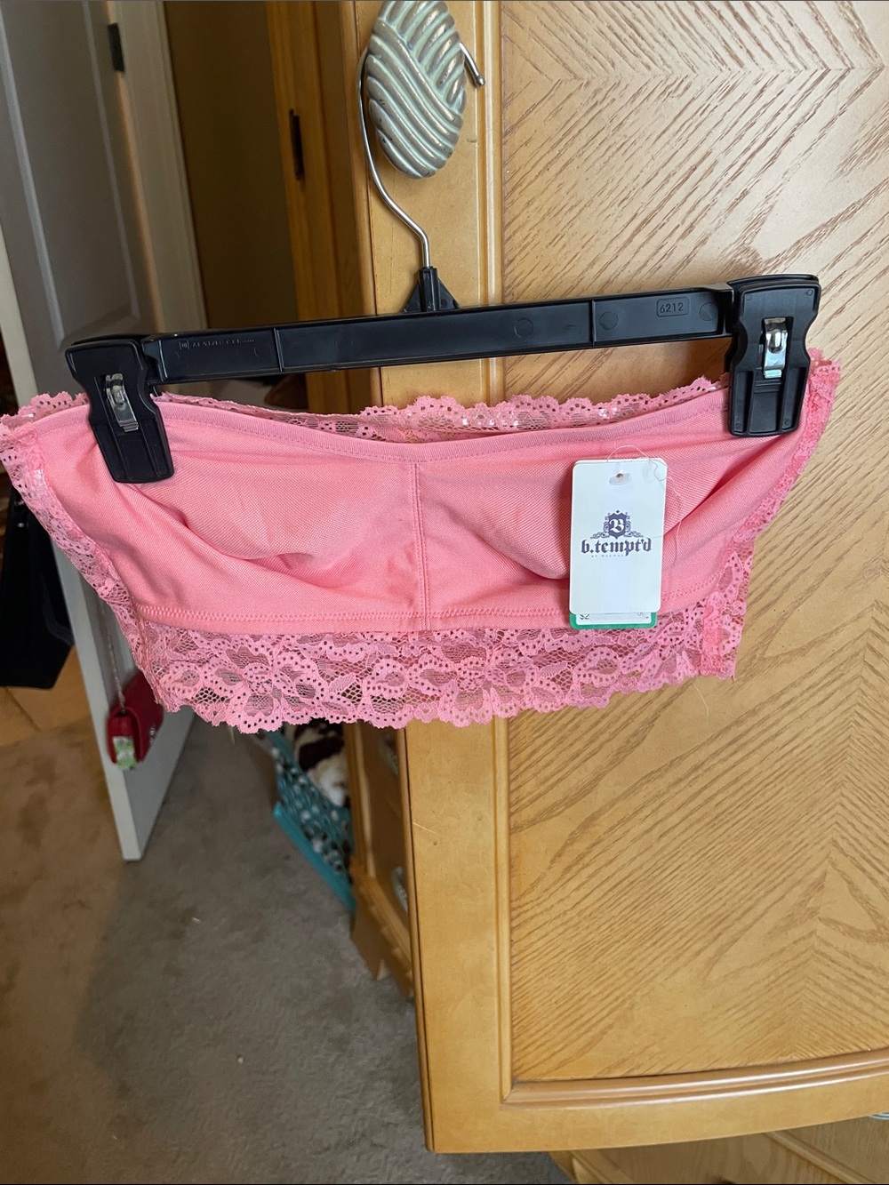 B tempted pink lace bra size large